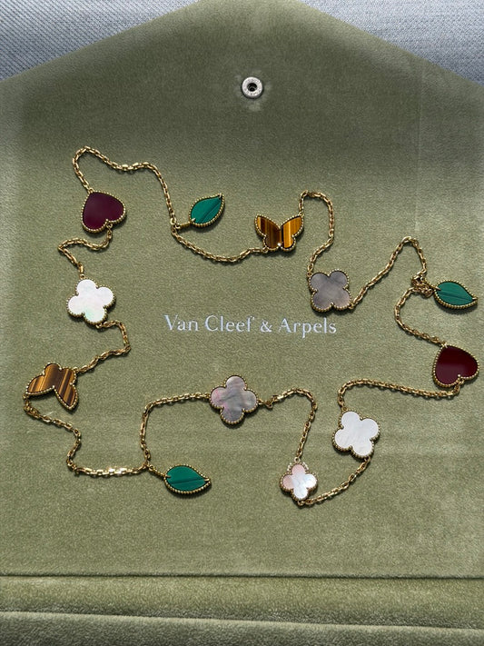 18k Van Cleef & Arpels Lucky Necklace