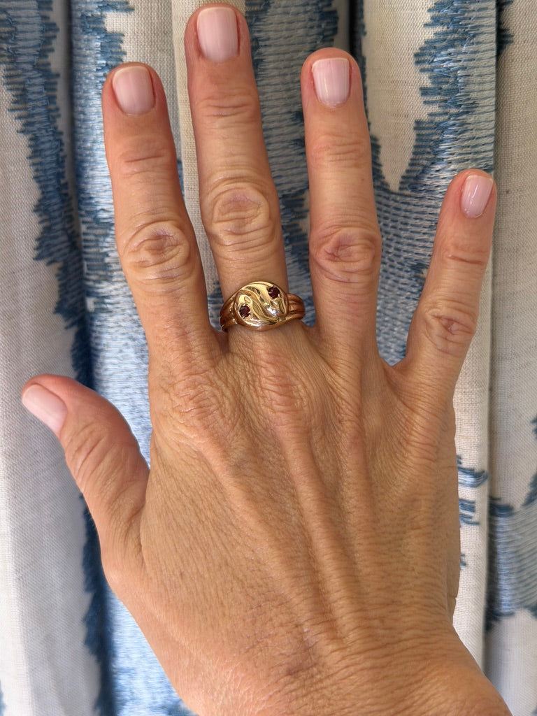 9K Double Snake Ring with Garnets
