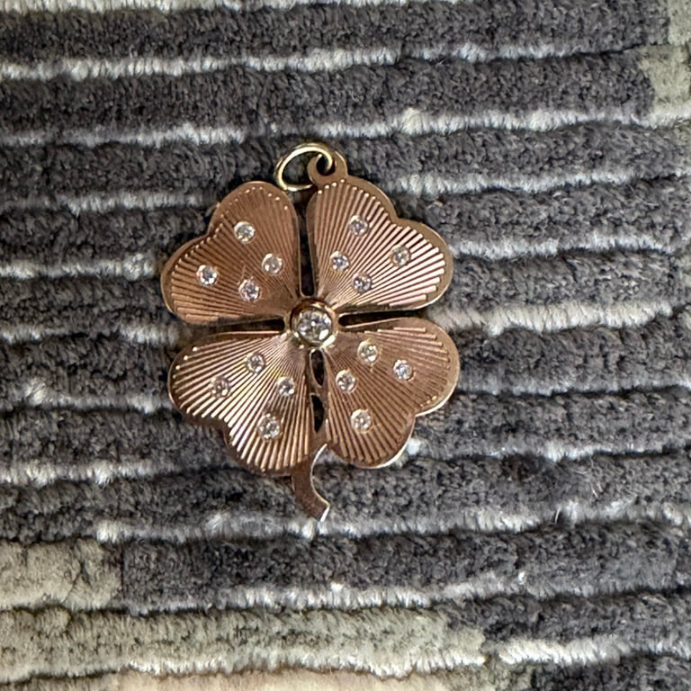 14k Engine Turned Clover Charm with Diamonds