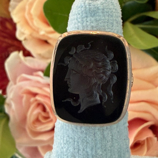 14k Victorian Onyx Intaglio Ring