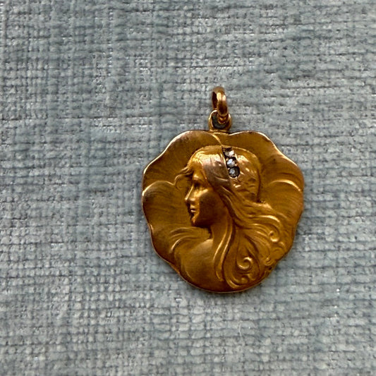 18k Lady Fortuna Charm with Diamond Crown