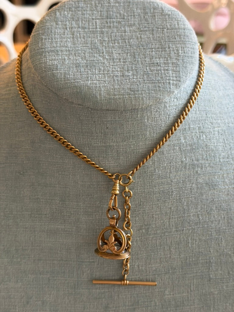 10k Pineapple Fob Pendant with White Chalcedony