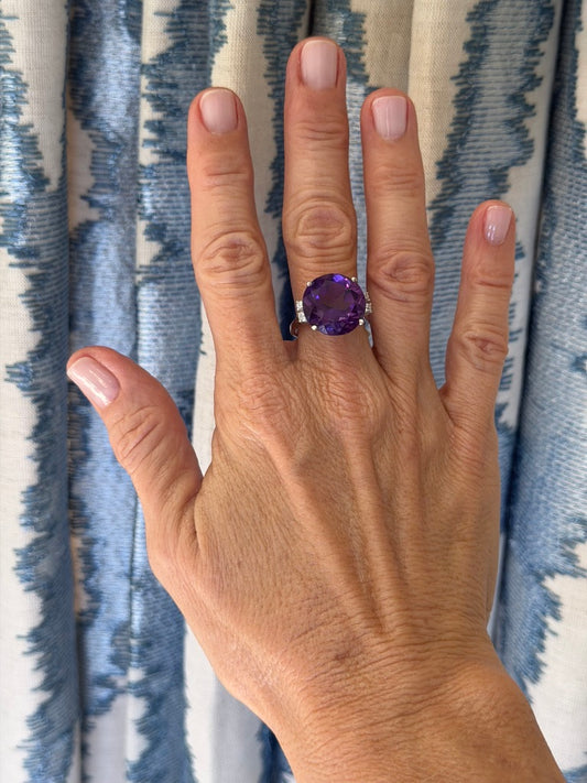 14K Round Amethyst and Diamond Cocktail Ring