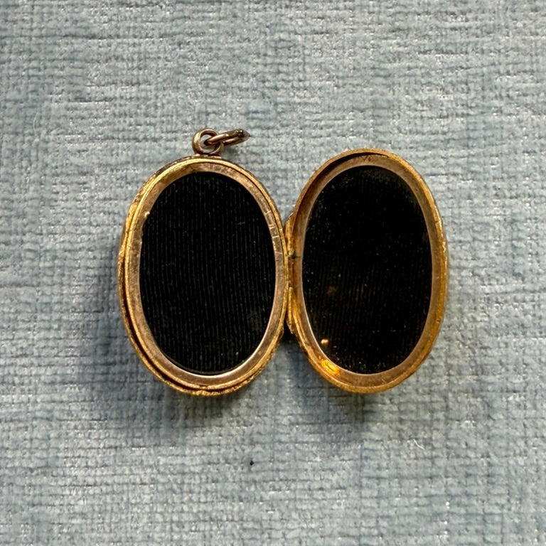 14 or 18k English Locket with Turquoise and Pearls Laurel Wreath