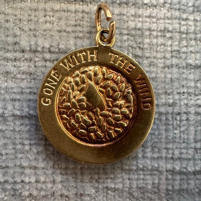 14k Gone With The Wind Charm