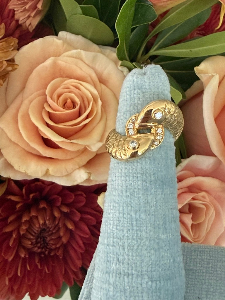 18k Fish Bypass Ring
