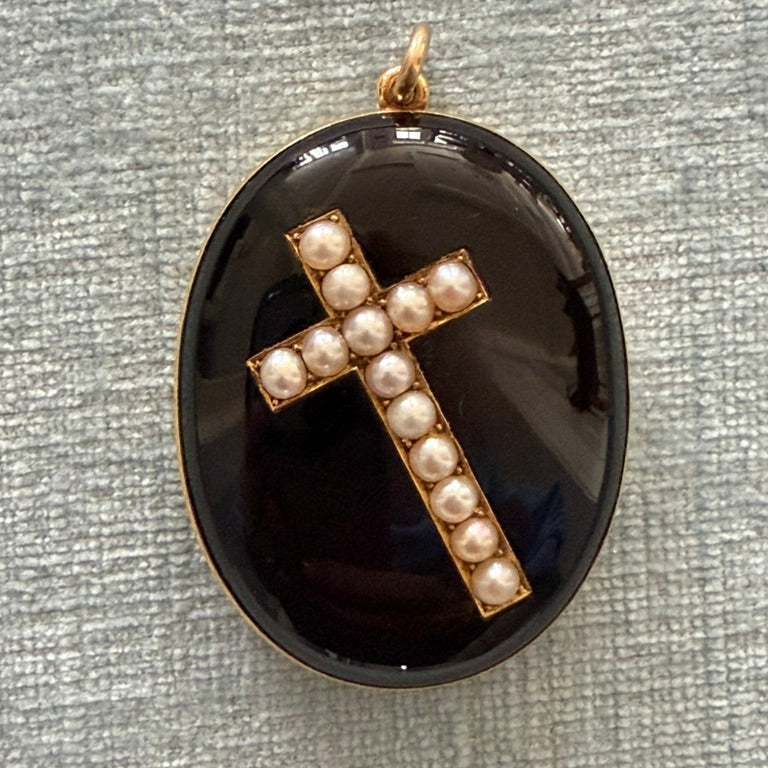 14K Victorian Black Enamel Cross Locket