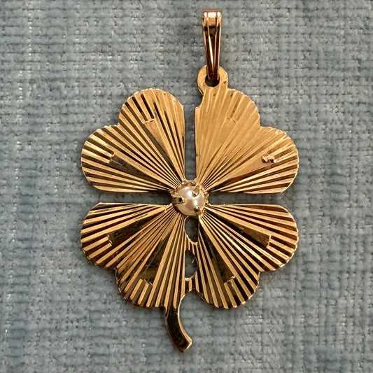 14k Engine Turned Clover Charm with Pearl